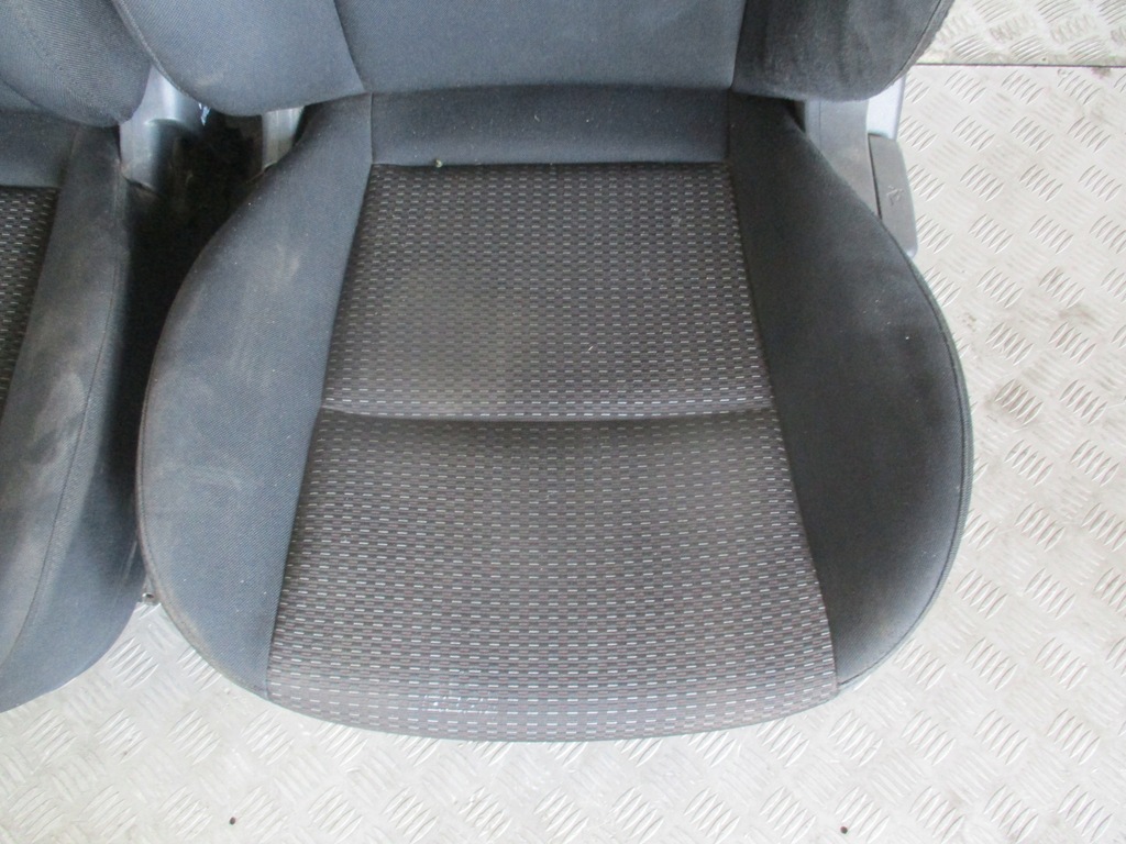 фото №11, Сиденья заднее сиденье комплект hyundai i30 07-12r