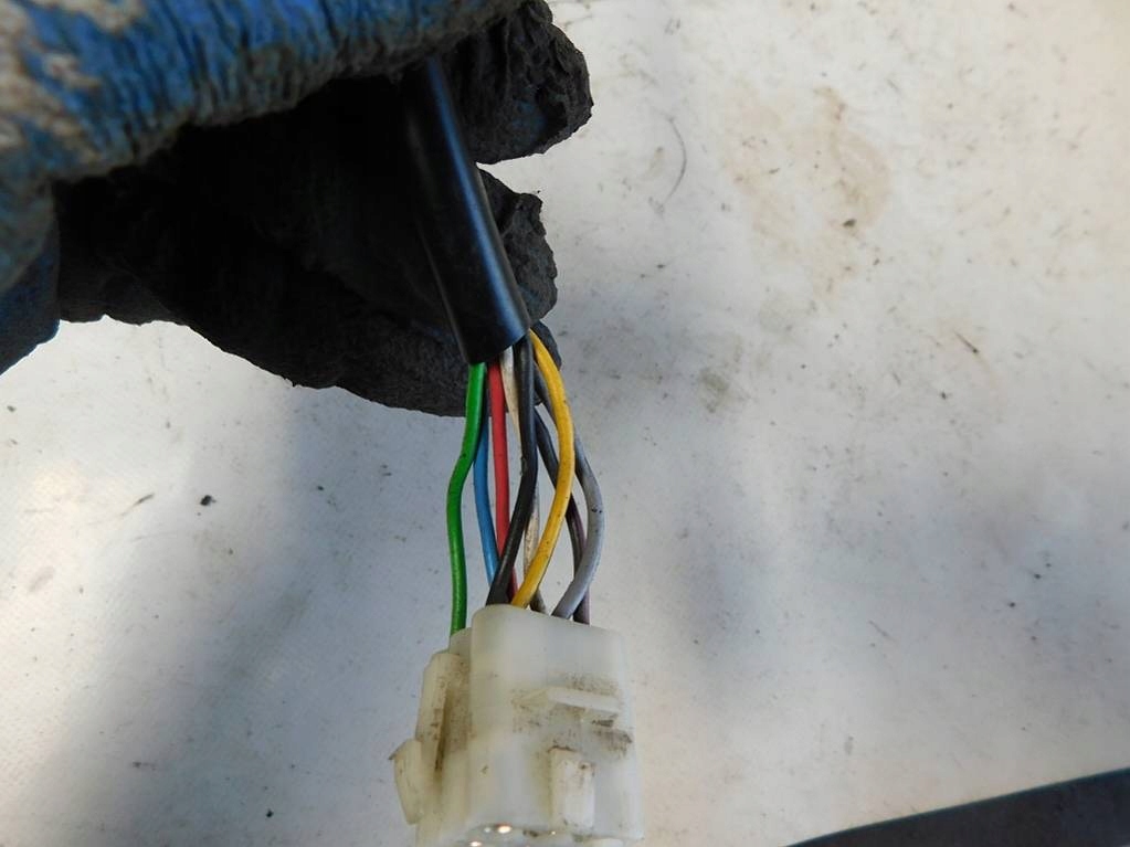 фото №10, Scania p94 260km 2000r переключатель поворотники