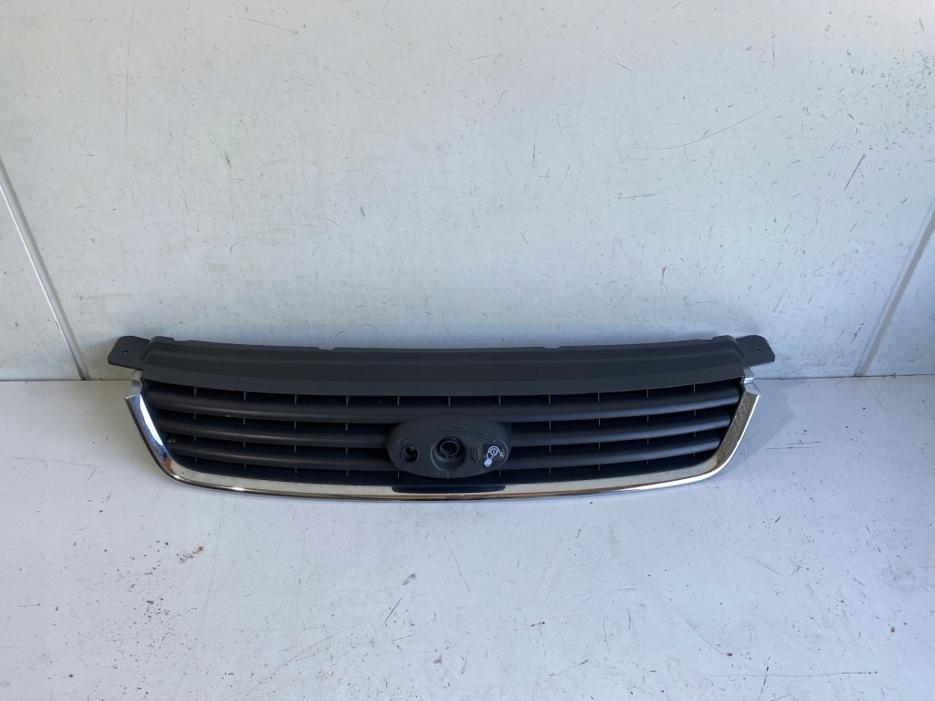 Ford kuga 1 07-13 решітка  решітка радіатора бампера решітка Зі Шроту