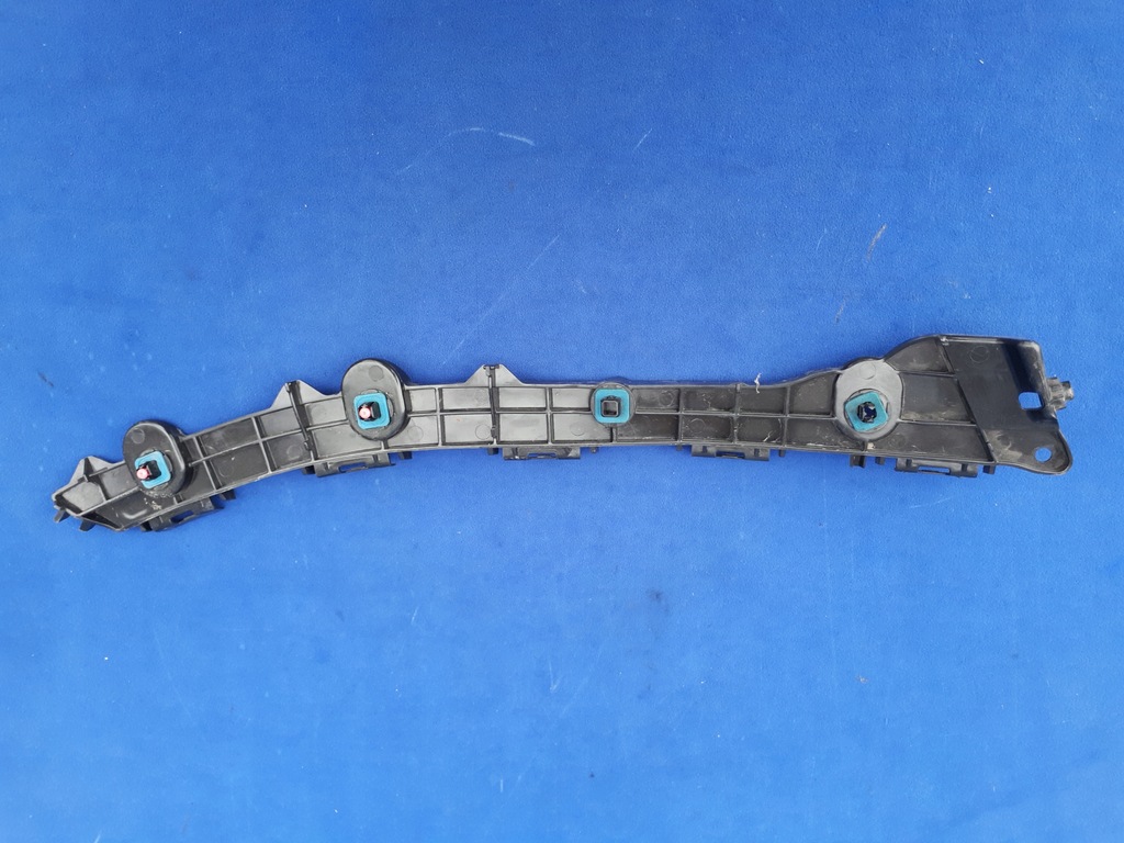 фото №4, Lexus rx200t rx350 rx450h 2015-2021 15-21 направляющая правый задний