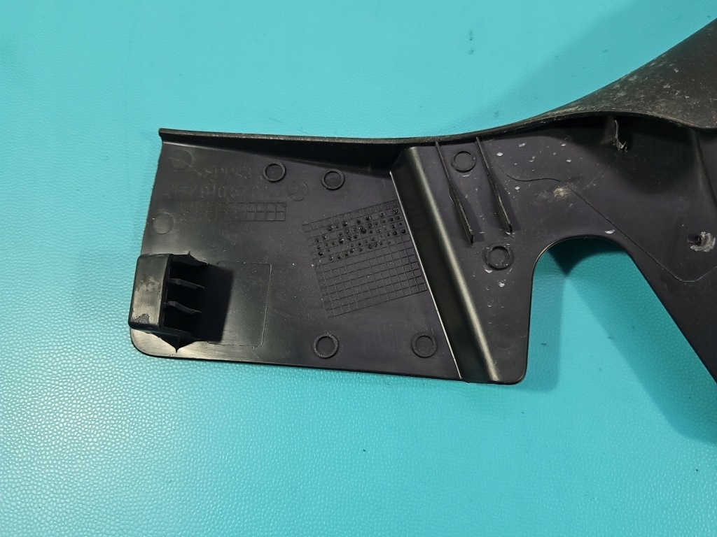 Накладка заглушка пластик mercedes cla c118 x118 a1779105700 сиденье левая с Разборки