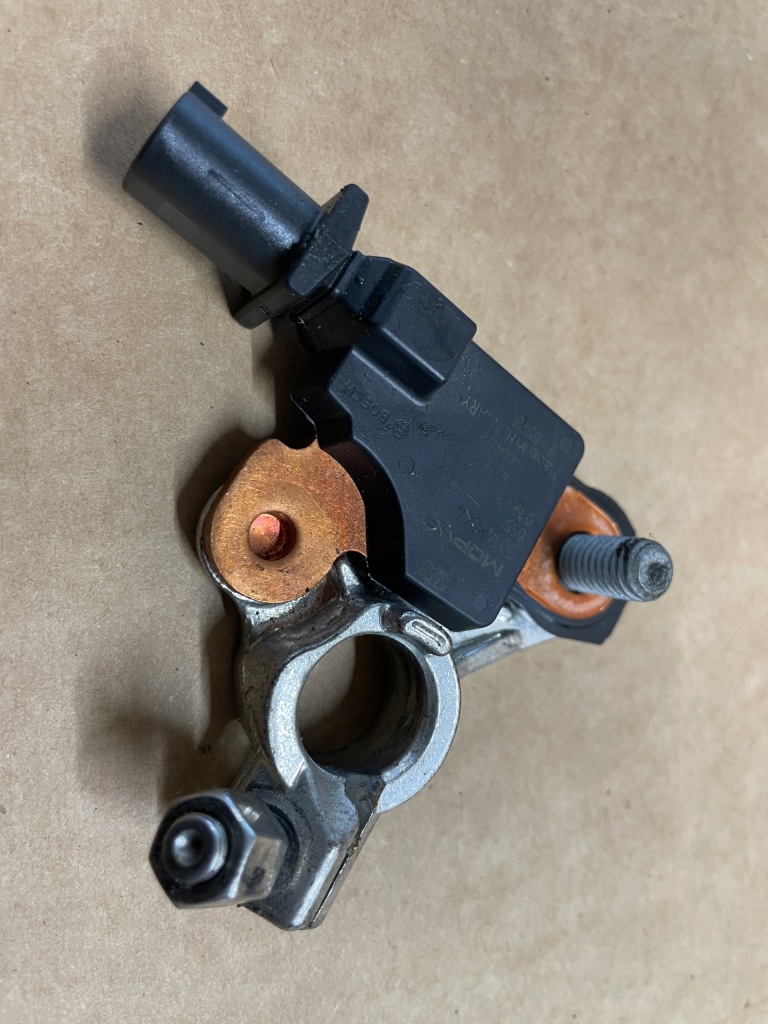 Купить Alfa romeo stelvio клемма минусовая 50548044