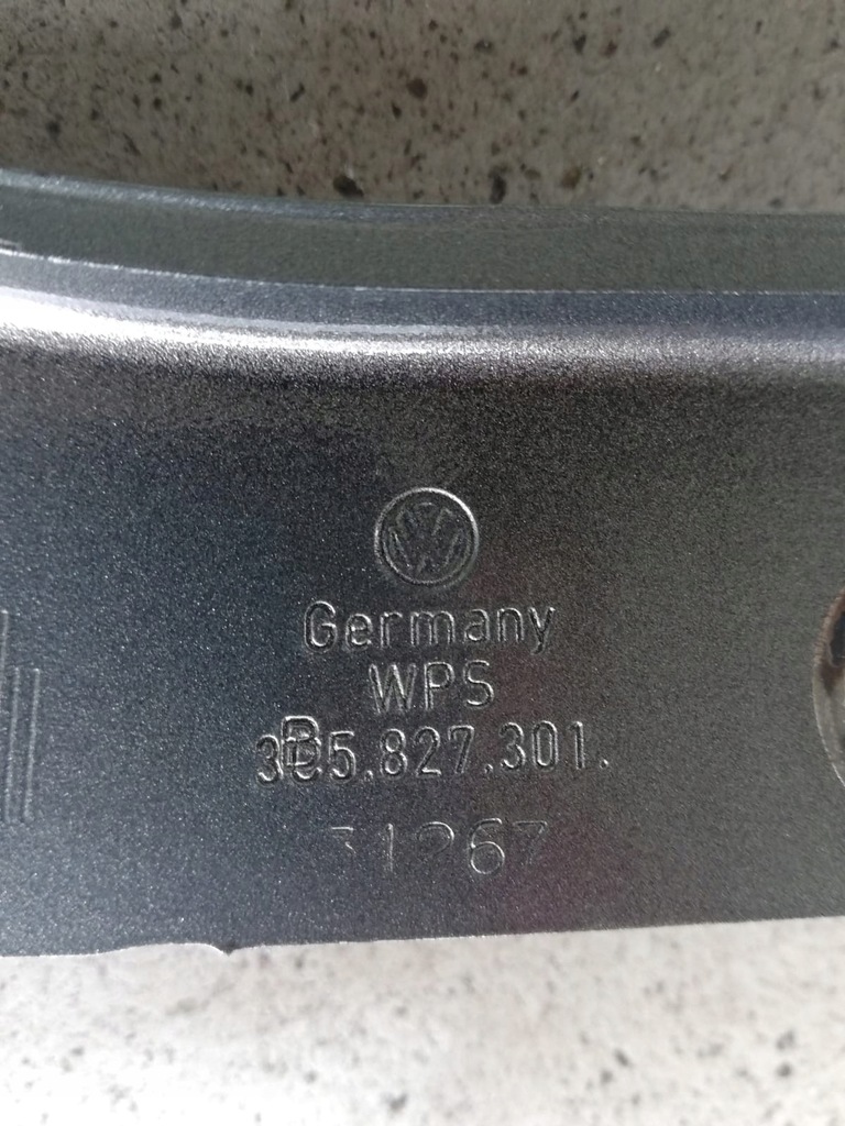 фото №1, Петлі кришки лівий vw passat 3c5827301