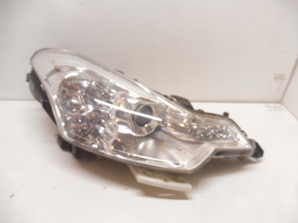 фото №1, Citroen c crosser лампа правая обычная eu