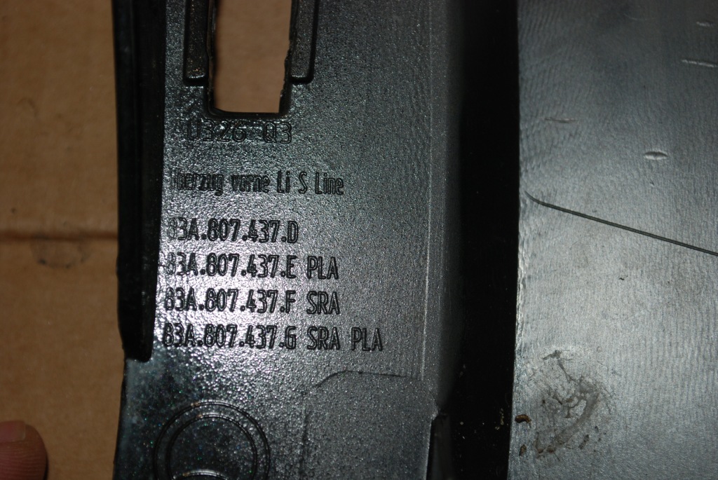 Бампер перед лівий кутик audi q3 ii 83a s-line 83a807437 Оригінал