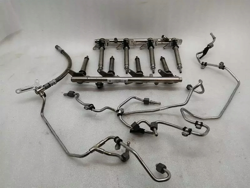 Купить Mercedes cl w217 fuel line a2780702395 set m278 v8 инжектор