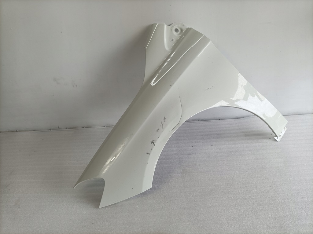 фото №1, Mercedes b-klasa 246 крила лівий перед