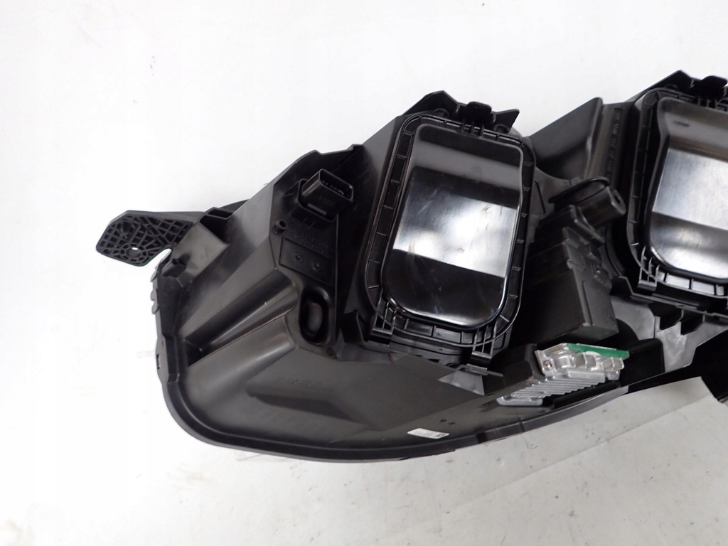 фото №11, Opel vivaro zafira d lift 19- лампа перед передня права ксенон