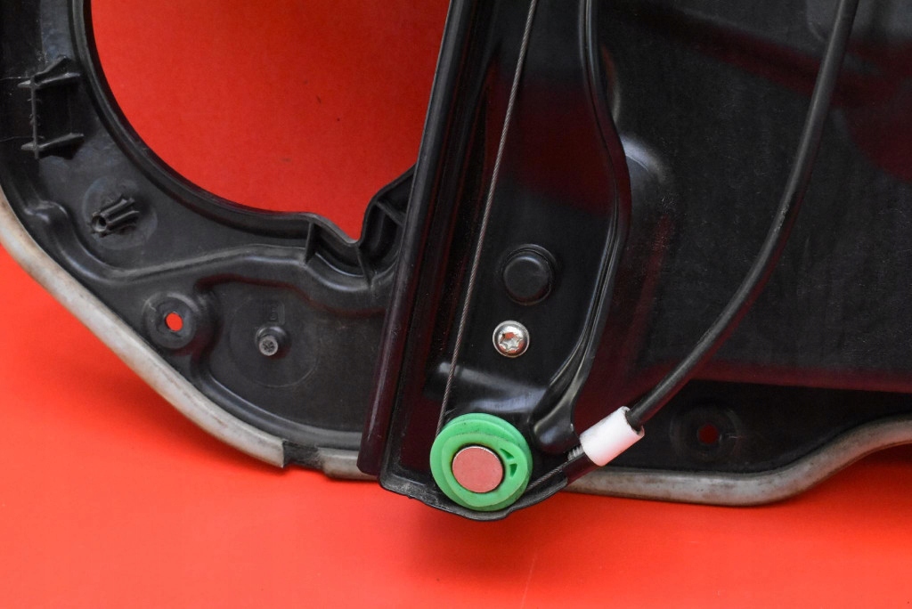 Підйомник скло лівий перед eu 30753327 volvo xc60 1 i рестайлінг  13-17 в Україні