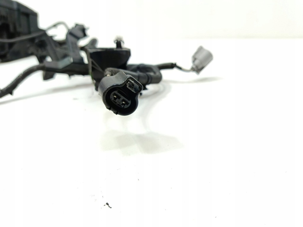 фото №11, Toyota prius iii 09-15 lift коробка корпус запобіжників 2zr-fxe 2014 1,8