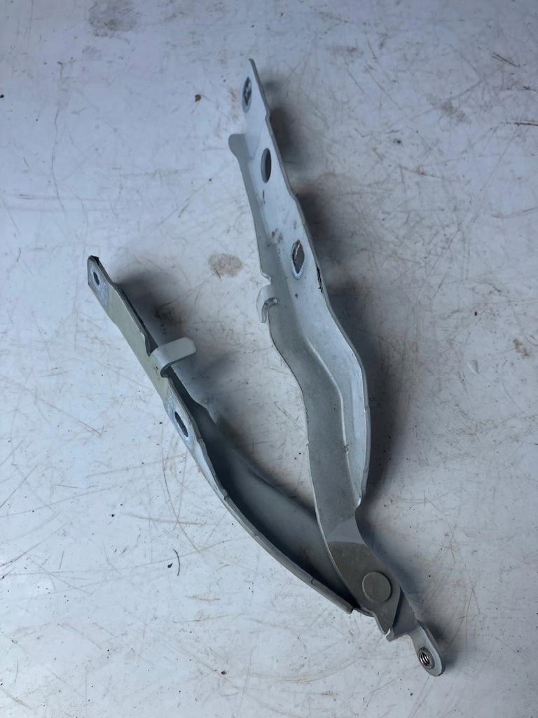 фото №1, Петля капот правый citroen c4 cactus efcd 9801113880