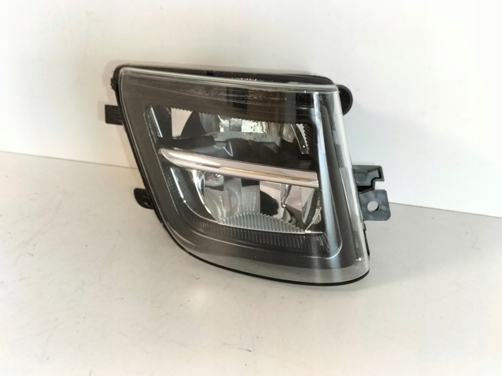 фото №3, Противотуманная фара лампа правый bmw 7 f01 f02 lift 12- led
