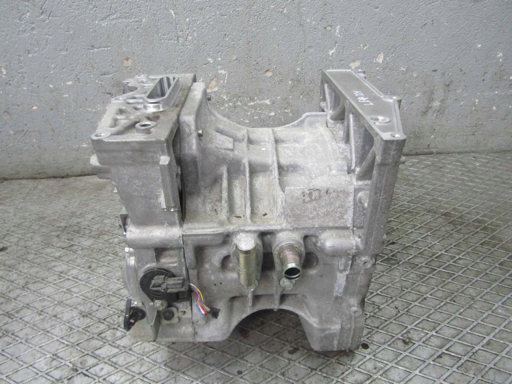 фото №1, Leaf ii ze1 21r двигун електричний em57