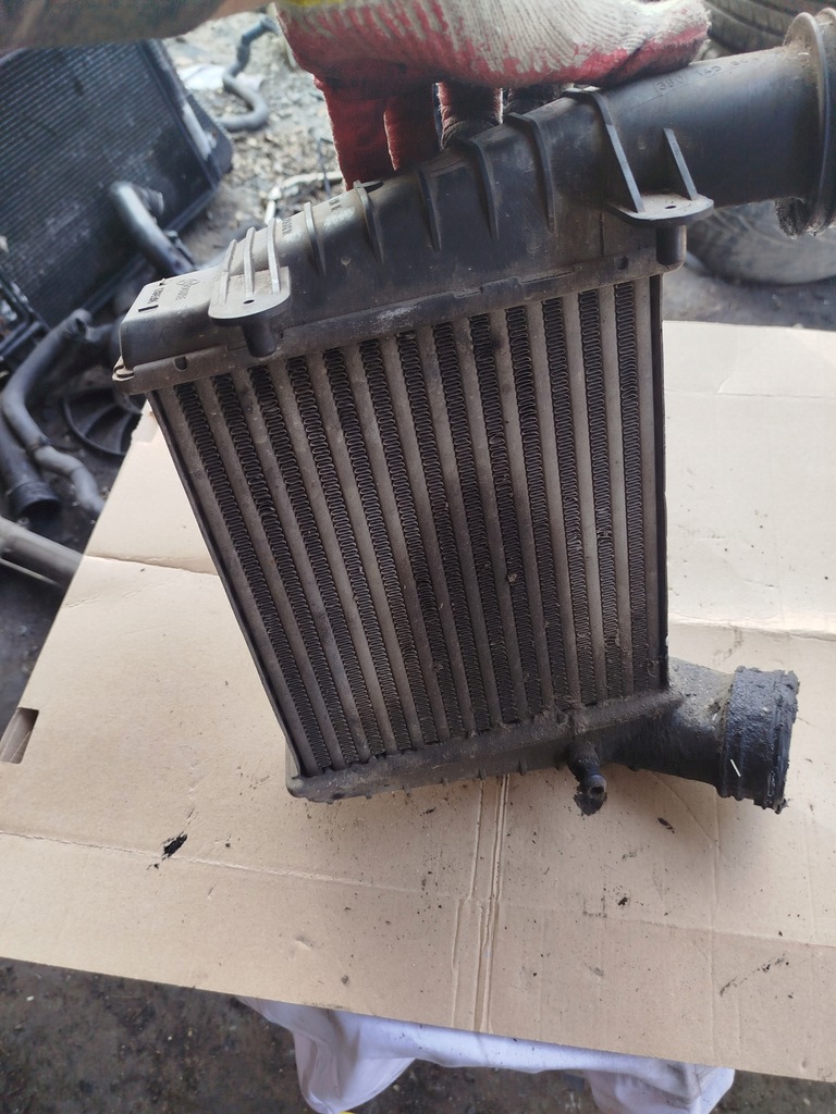 фото №6, Интеркулер vw passat b5 fl lift 1.9 tdi awx 3b0145805d