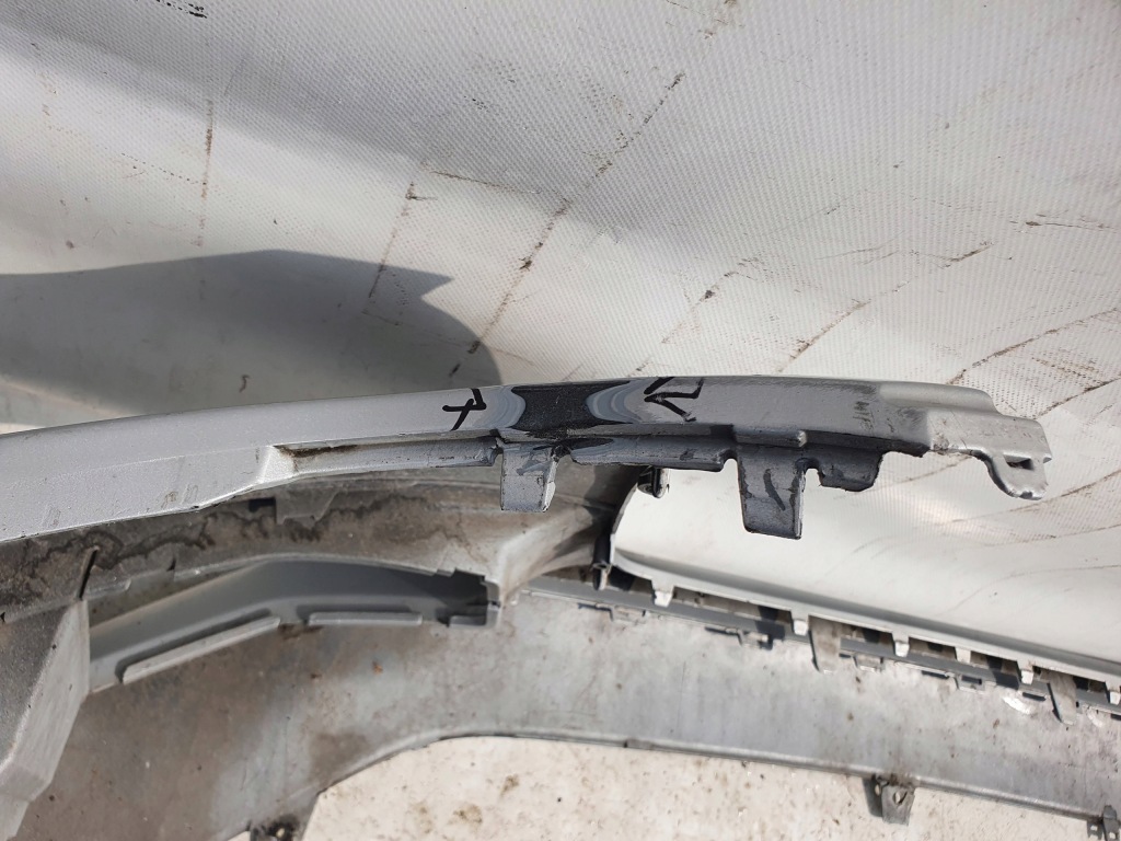 Audi a4 8k0 8k рестайлинг  s-line без pdc бампер перед Оригинал