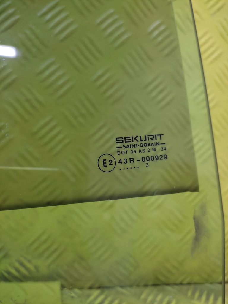 фото №3, Citroen c8 скло двері лівий задня