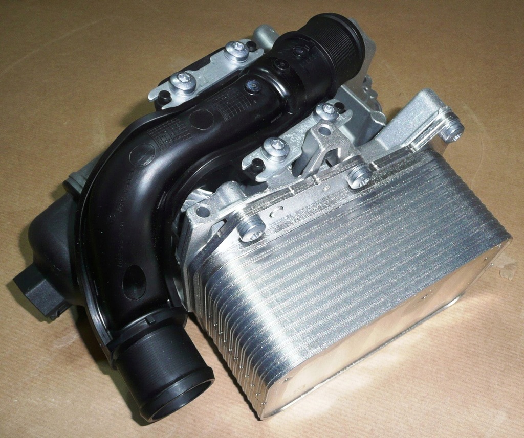 фото №4, Радіатор оливи renault master iii 2.3 8201005241