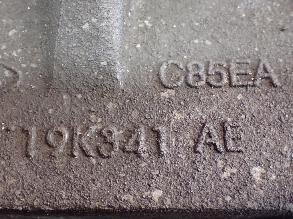 Ford galaxy 1 mk1 00-06 рестайлинг  2,3 145km кронштейн генератора 95wf19k341ae Недорого