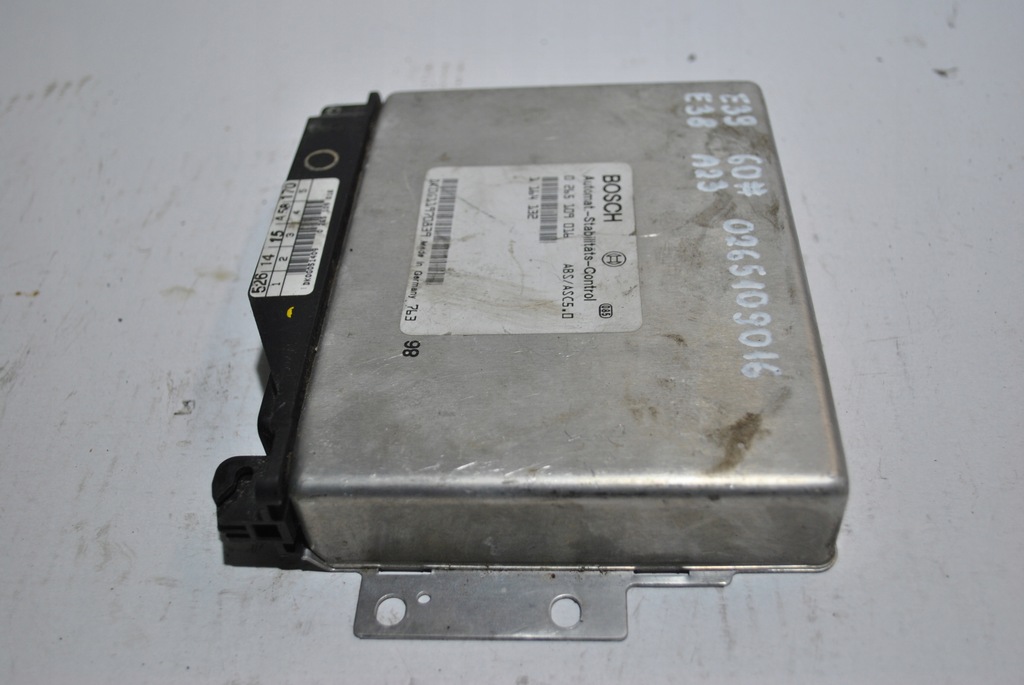 фото №6, Бортовой компьютер двигателя bmw e39 0265109016