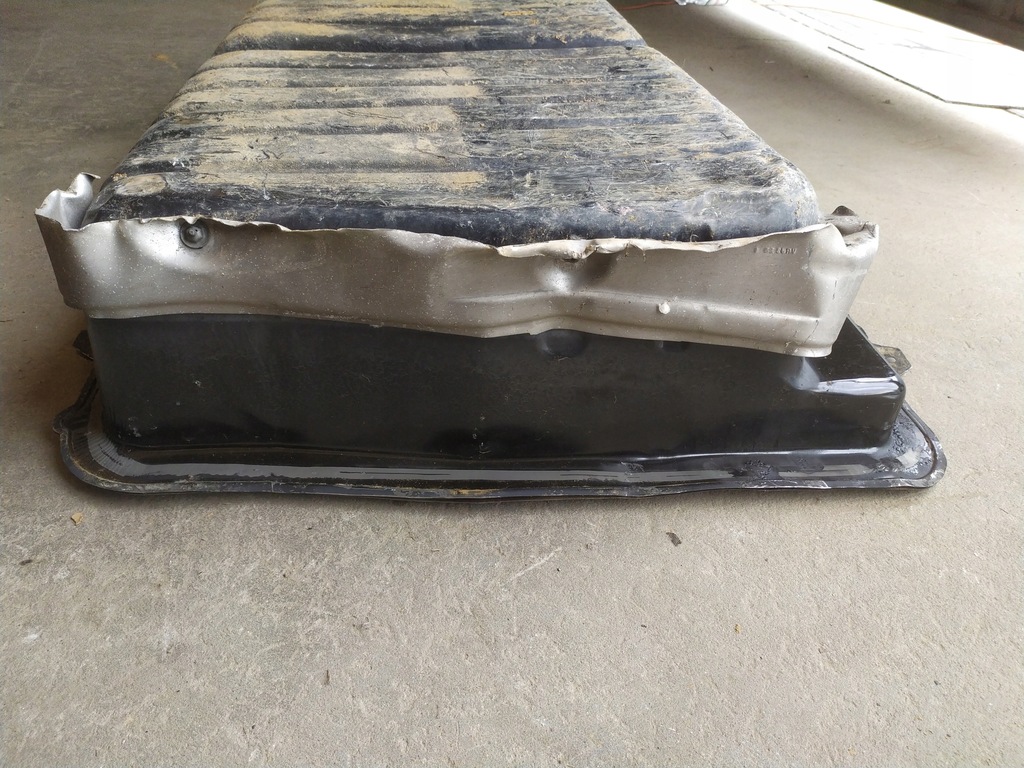 фото №8, Chrysler town country caravan 10- 20 поддон задняя usa