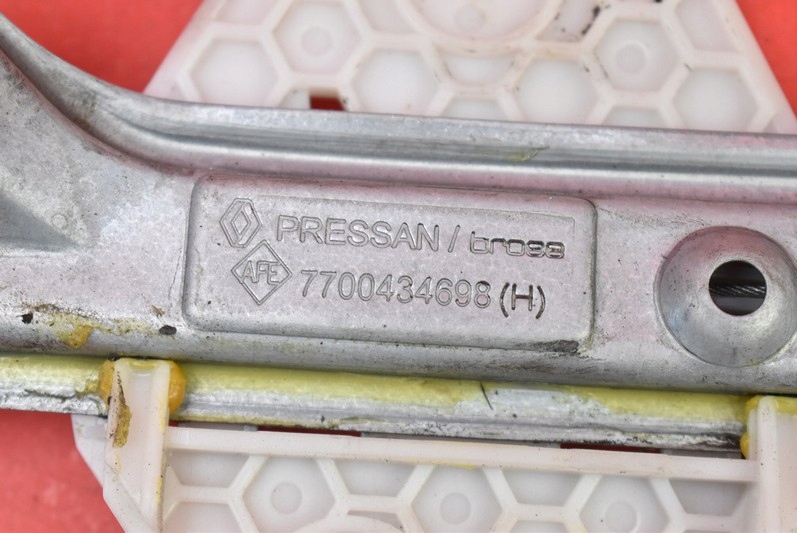 фото №4, Подъемник стекло правый задняя 7700434698 renault thalia 2 ii 08-12