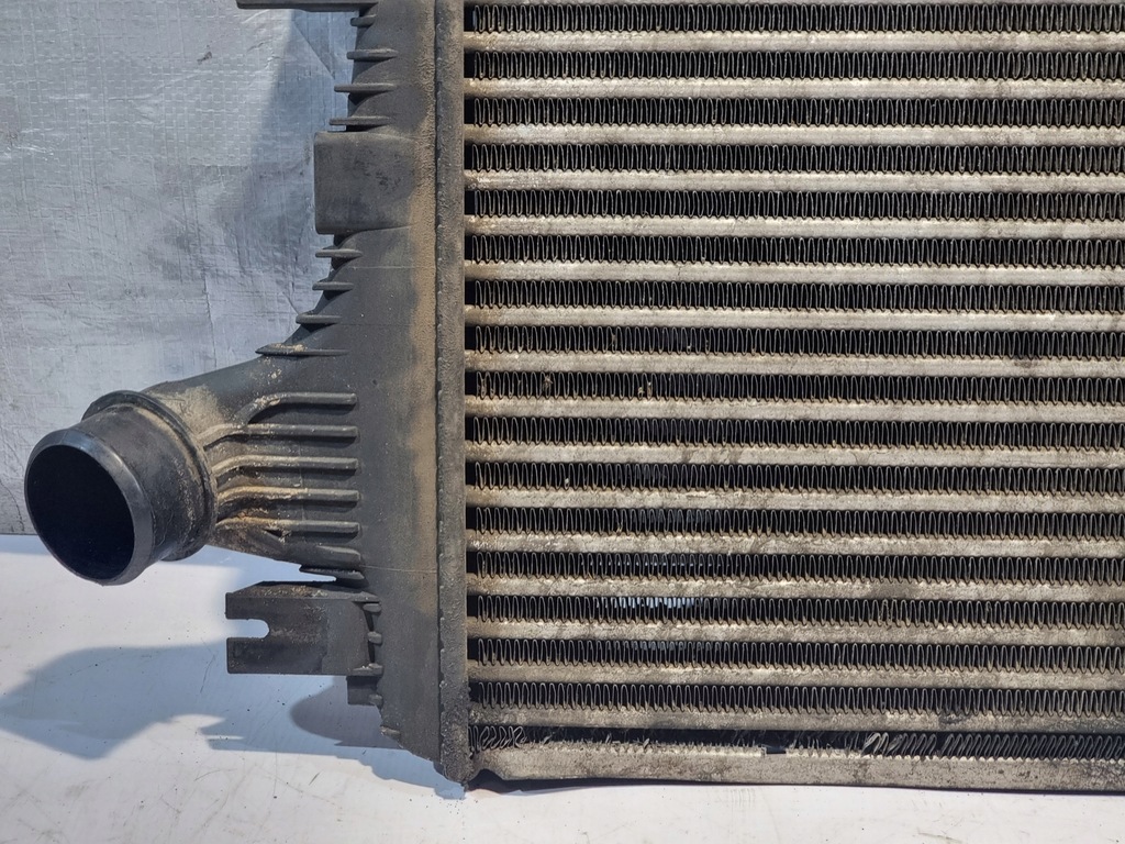 фото №11, Интеркулер радиатор воздуха оригинальный номер 60692222 alfa romeo 159 1.9 jtdm 150km