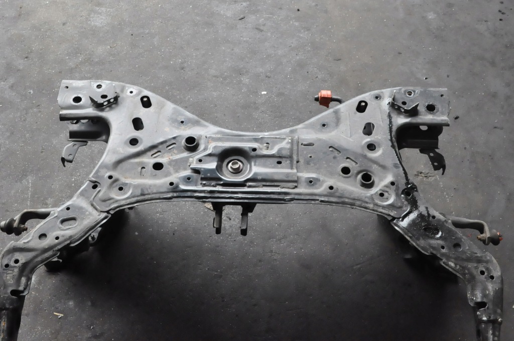 Mazda 3 bp 2.5 рестайлинг  подрамник подвеска 25r Недорого