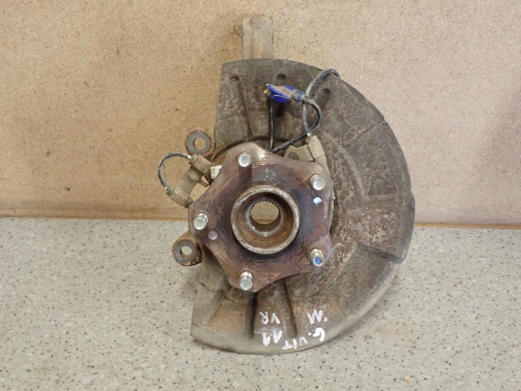 фото №1, Grand vitara ii 09- 1.9d поворотный кулак передняя правая