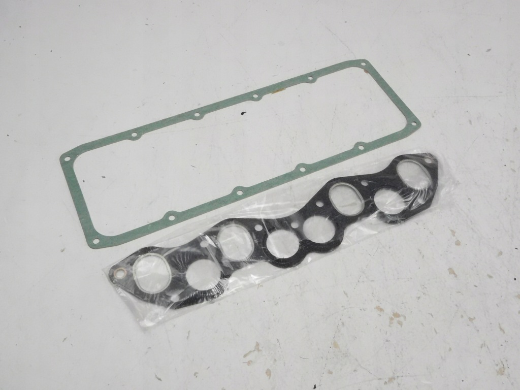 Fiat оригінальний номер 5891862 набір прокладка, головка циліндрів в Україні