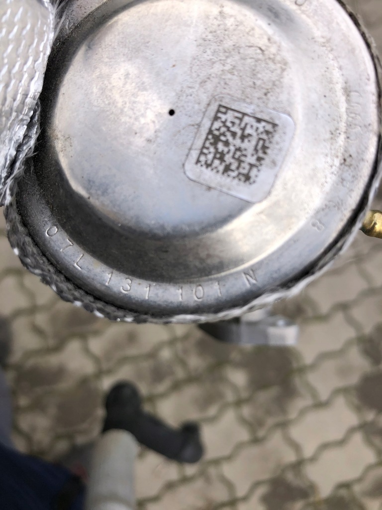 фото №4, Audi r8 plus 4s 5.2 клапан egr шланг колено