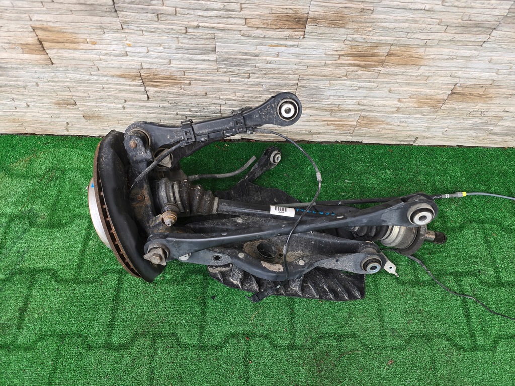 фото №1, Поворотный кулак рычаг приводной вал левая bmw 1 f20 7622853