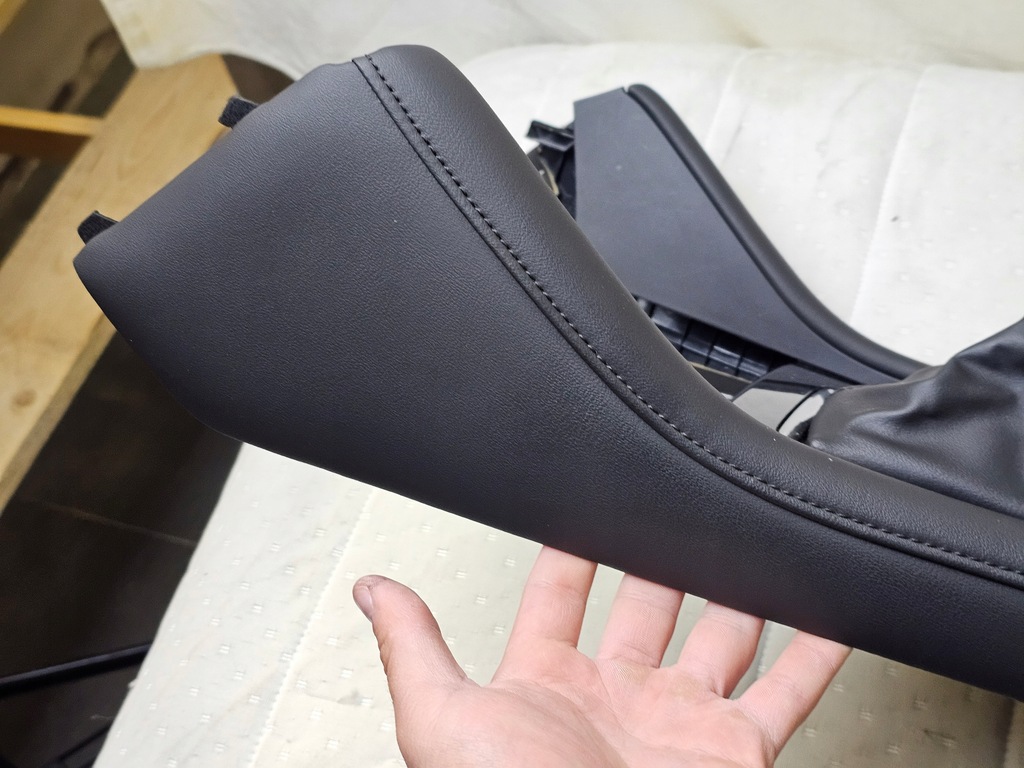 фото №8, Защита dekor переключатель переключения передач туннель чехол mazda 3 iv bp