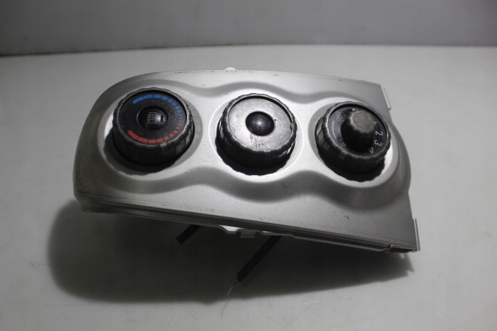 фото №1, Панель керування обдув toyota yaris ii