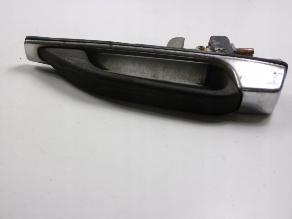Купити Mercedes 123 w123 ручка зовнішня двері права задній 1237600359