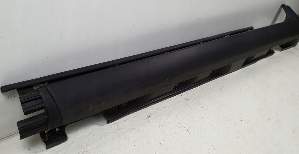 фото №3, Молдинг накладка поріг ліва volvo c30 30744040