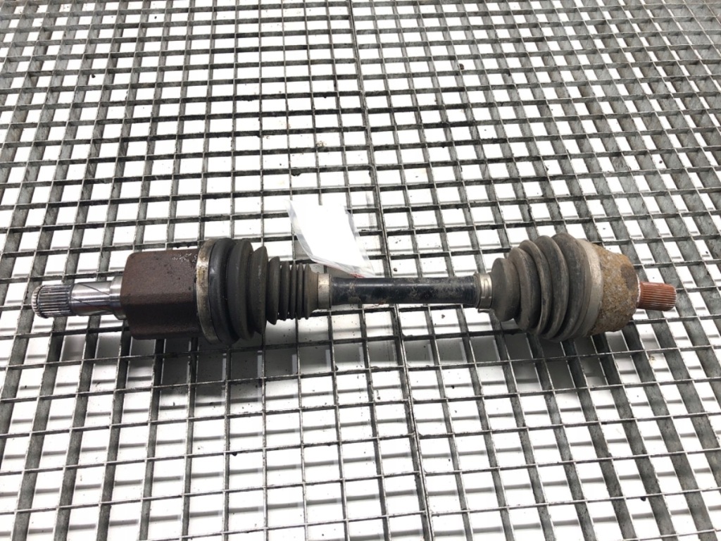 Купити Привідний вал ліве перед volvo v40 p31325960 2.0 190km шрус