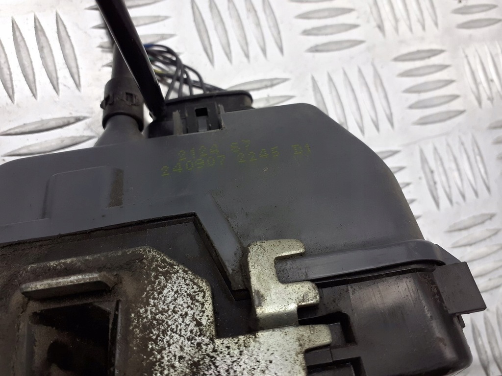 фото №2, Замок дверь правый задняя renault megane ii 6pin