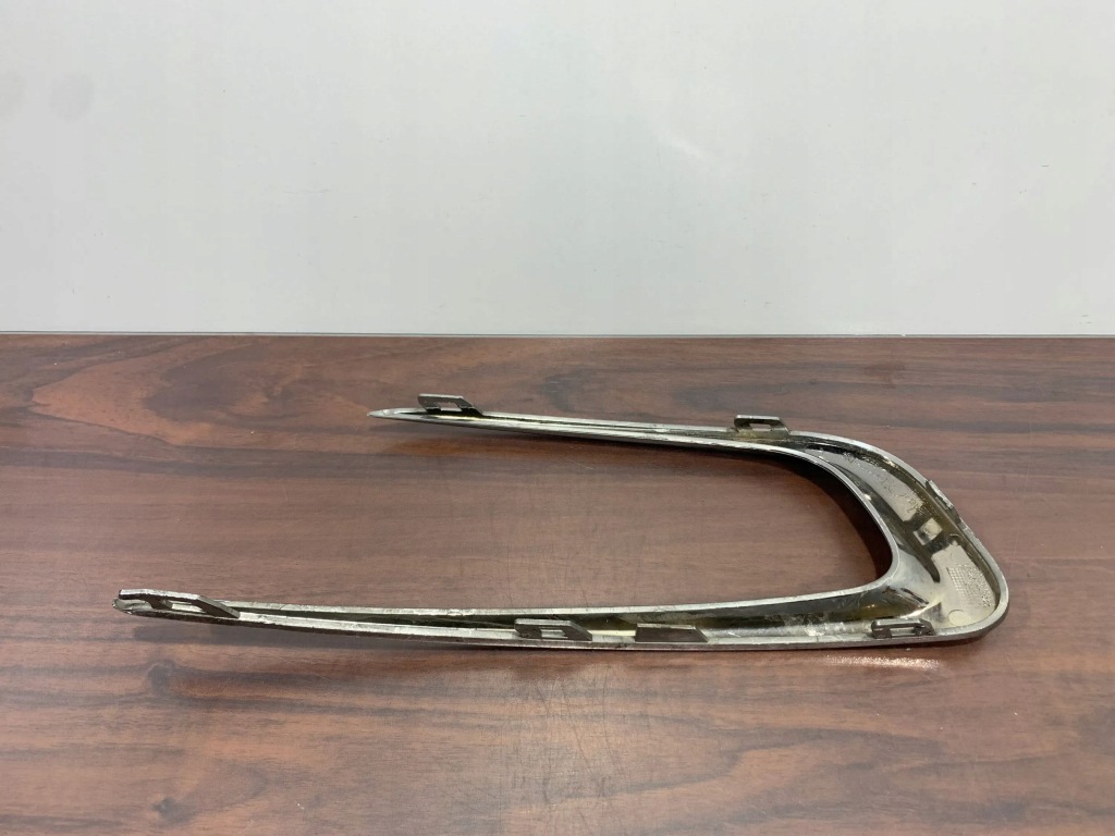 2014 peugeot 2008 i решётка противотуманной фары 980252357 с Разборки