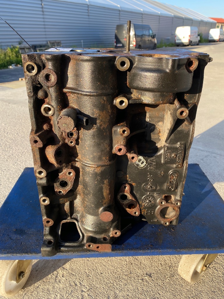 фото №6, Блок двигателя с распредвалы audi a3 vw golf 2,0 seat skoda 2.0 gtd tdi