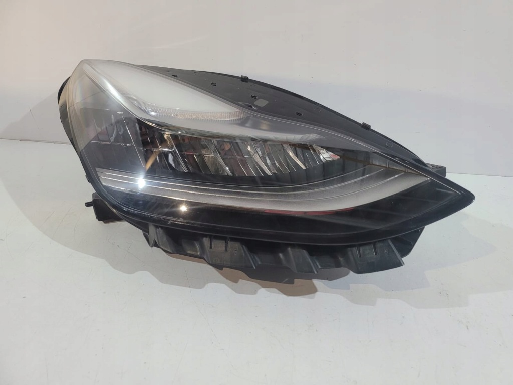 Купити Tesla model 3 фара full led r - 13632