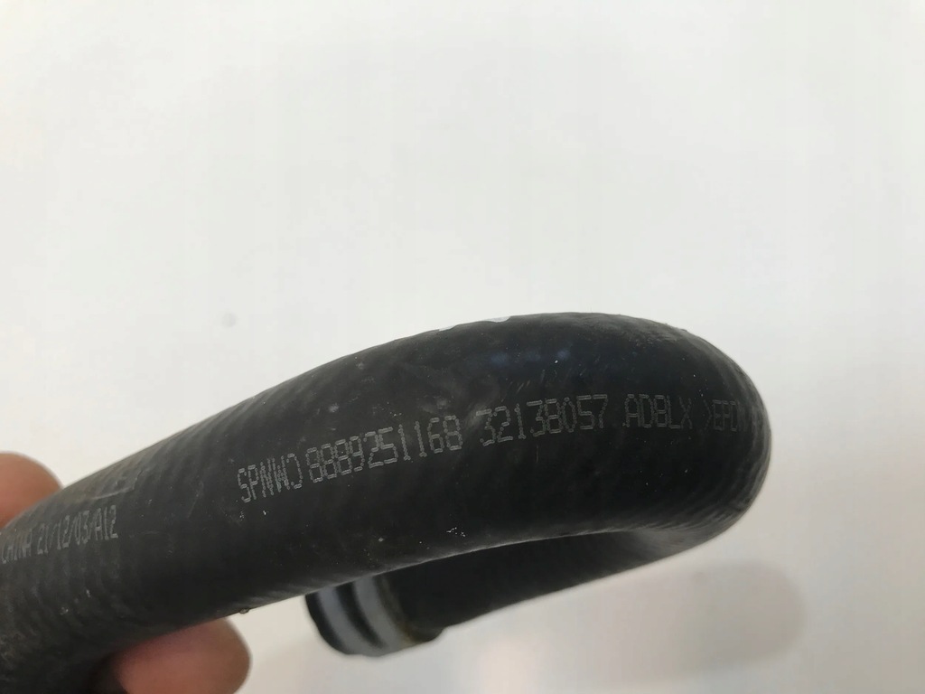 фото №3, Volvo xc40 1.5 гібрид шланг wąż труба wody