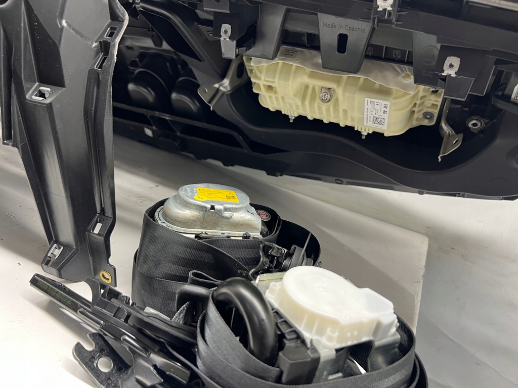 фото №8, Skoda octavia iv приборная панель консоль рулевая рейка отопитель переходник праворульная