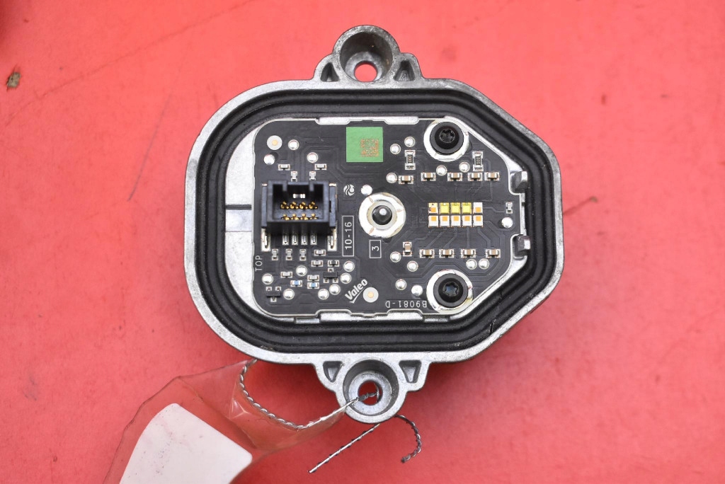 Купить Преобразователь модуль led b9081-d volvo xc90 2 ii 14-20