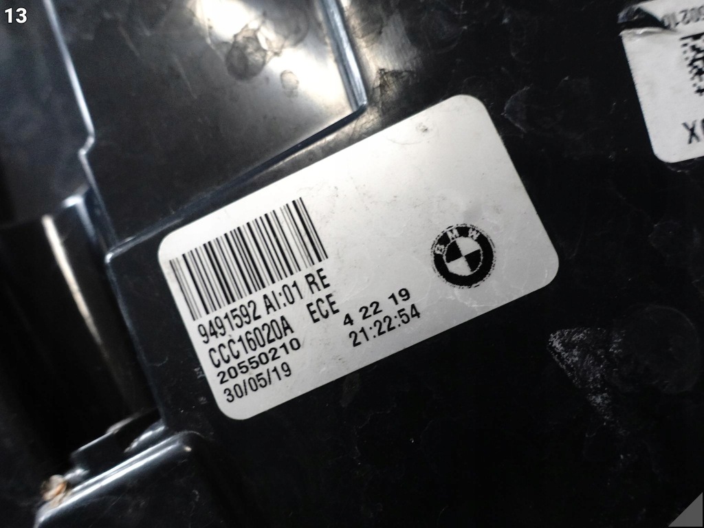 Bmw 2 f22 f23 m2 f87 рестайлинг  lci лампа led w крыло правая задний  eu black line Недорого