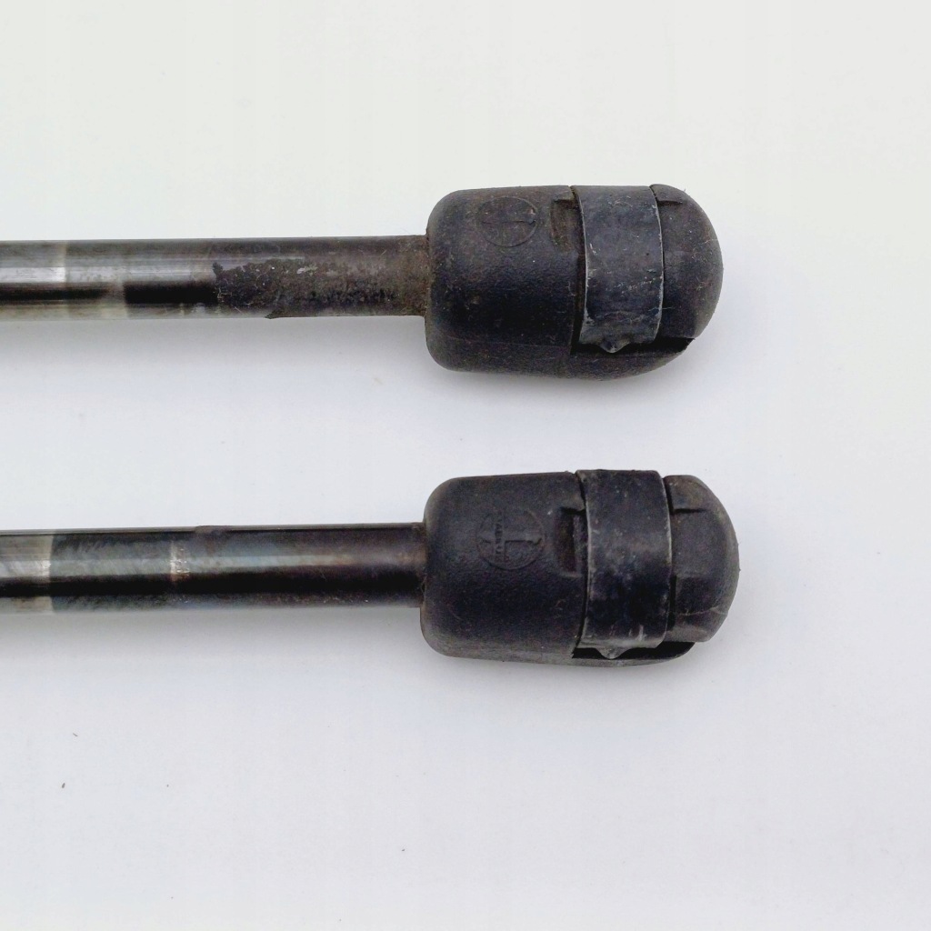 Привід кришки багажника skoda octavia mk2 1z5827550 cena za 2 szt nr205 Київ