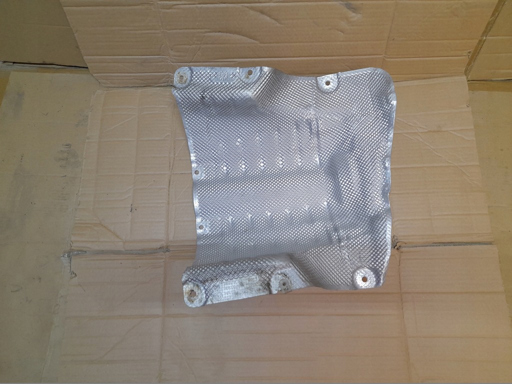 фото №1, Изоляция тепловая туннель bmw g11 g12 g15 g16 g30 g31 g32 7340215