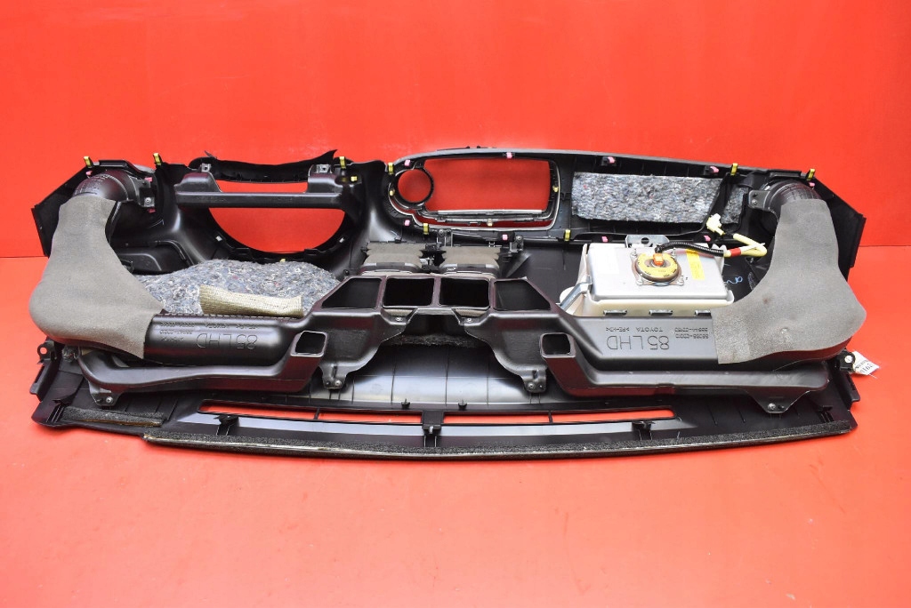 фото №6, Панель приладів приладова консоль панель приладів подушка безпеки eu toyota yaris 3 iii 10-14