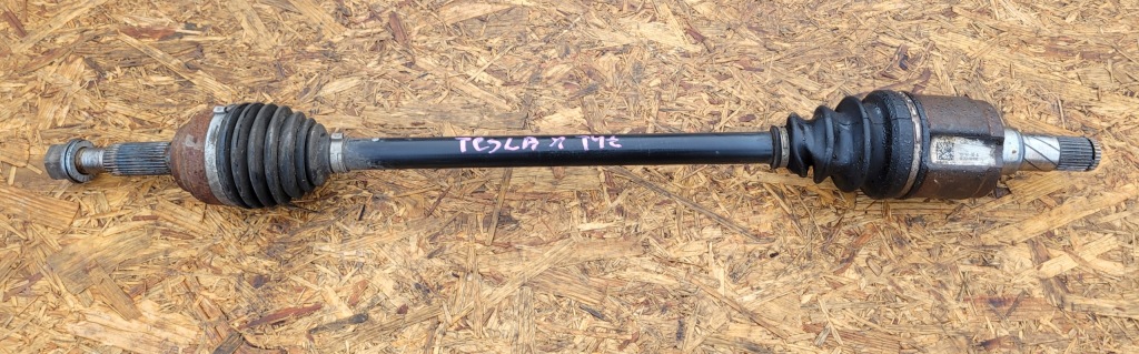 фото №1, Приводной вал задняя tesla x 1027161-00