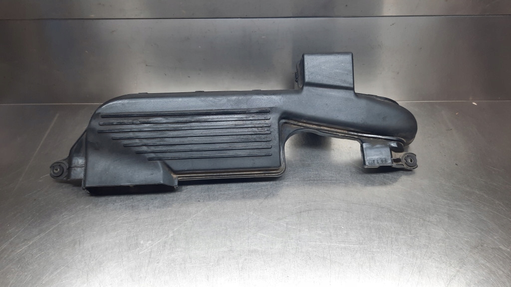 фото №1, Труба повітря zl0113200 mazda premacy