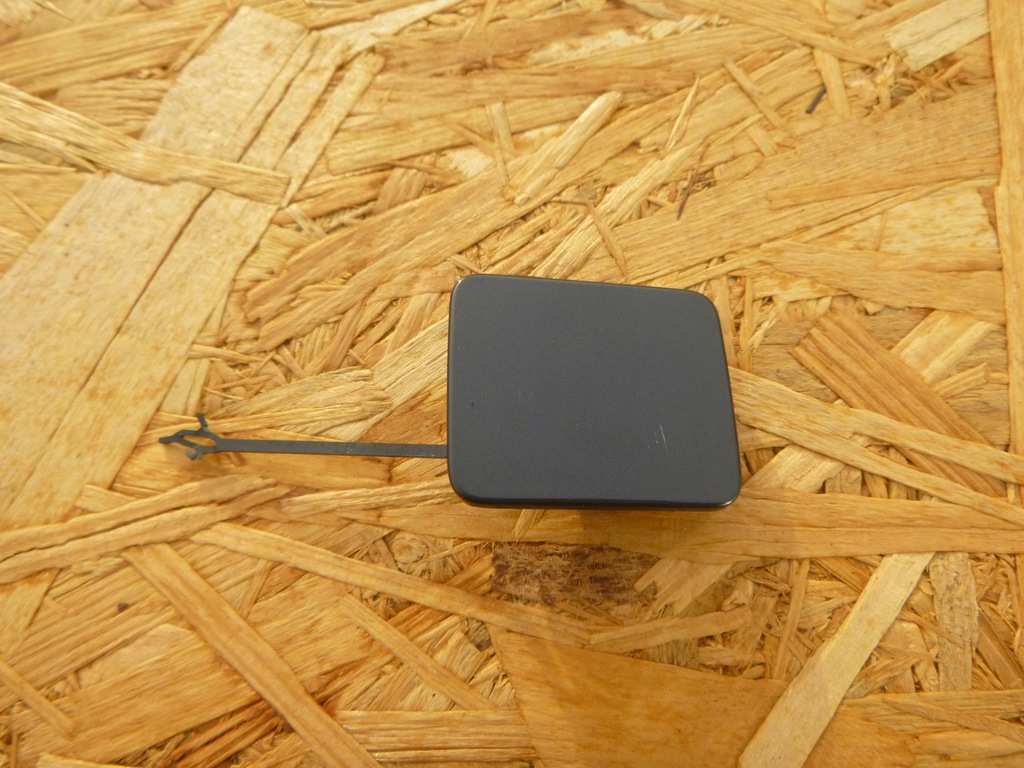 фото №1, Audi q3 ii s-line заглушка фаркоп hak бампер задняя 83a807441a